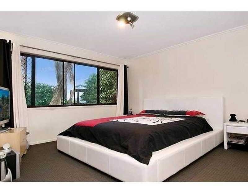 84 Kippa Street, Kippa-ring QLD 4021