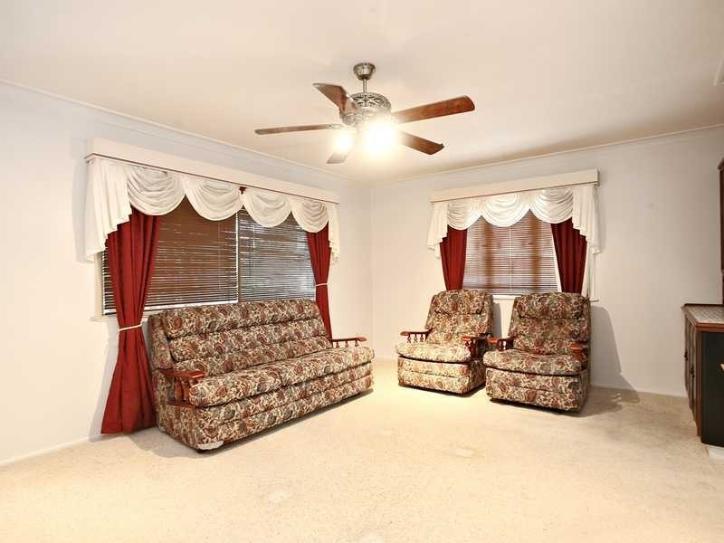 36 Andrew Street, Kallangur QLD 4503