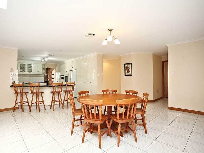 15 Kubiak Drive, Murrumba Downs QLD 4503