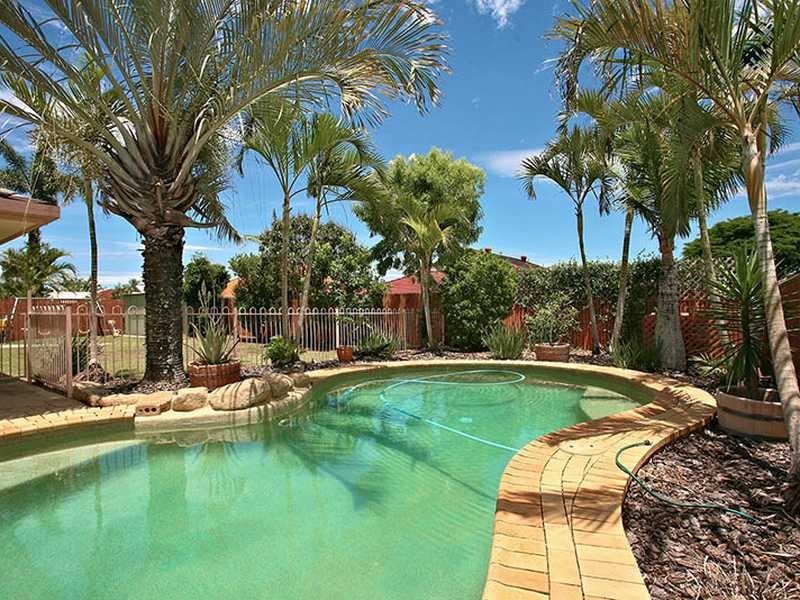 15 Kubiak Drive, Murrumba Downs QLD 4503