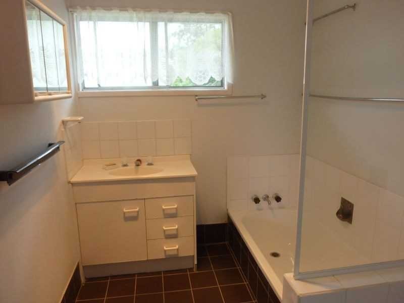 34 Shakespeare Parade, Strathpine QLD 4500