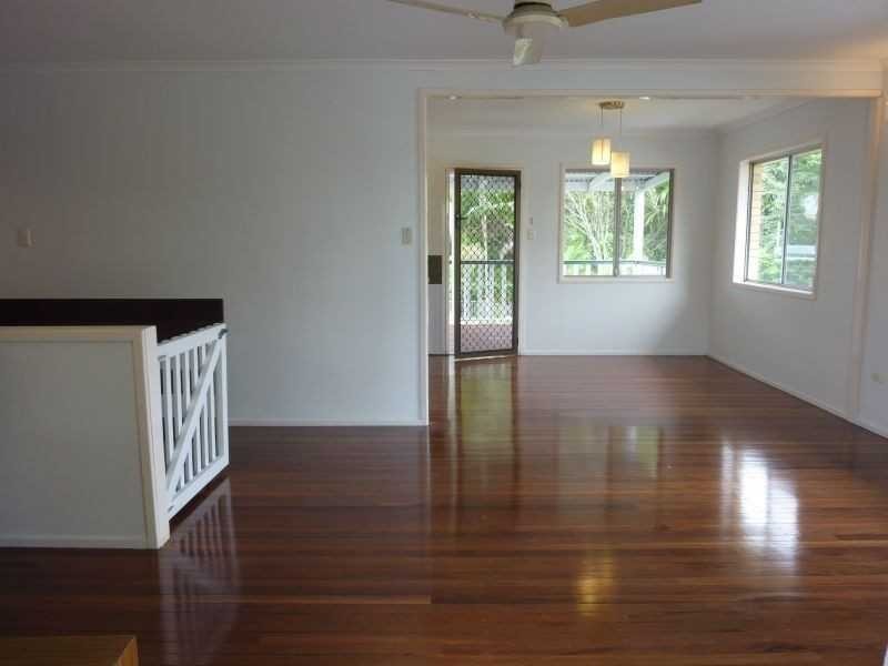 34 Shakespeare Parade, Strathpine QLD 4500