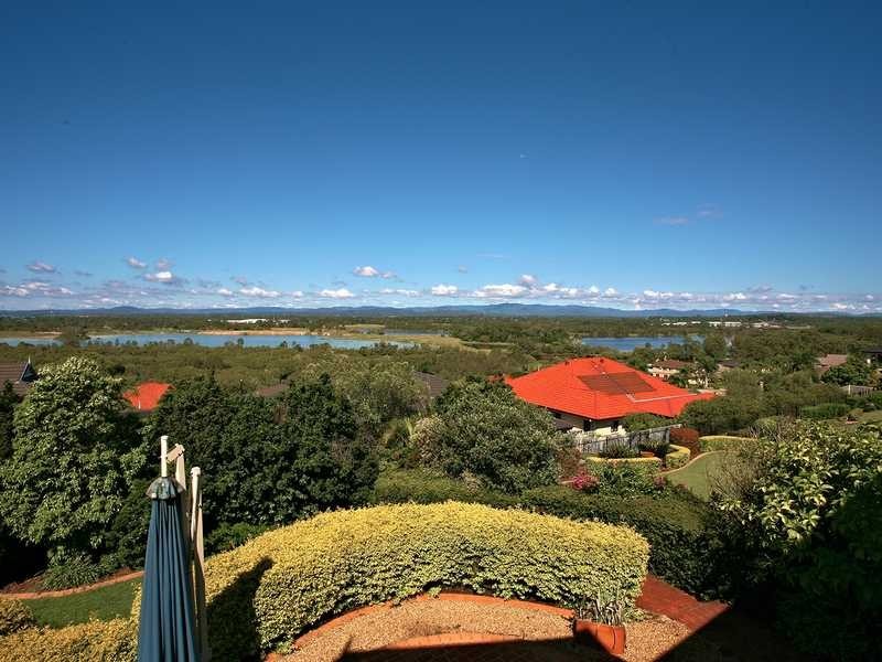 12 Hawkhurst Court, Murrumba Downs QLD 4503