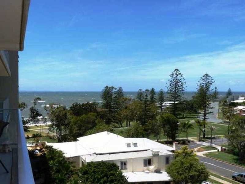 Unit 24/65 Landsborough Avenue, Scarborough QLD 4020