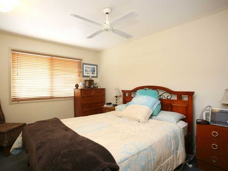 11 LADYBIRD ST, Kallangur QLD 4503