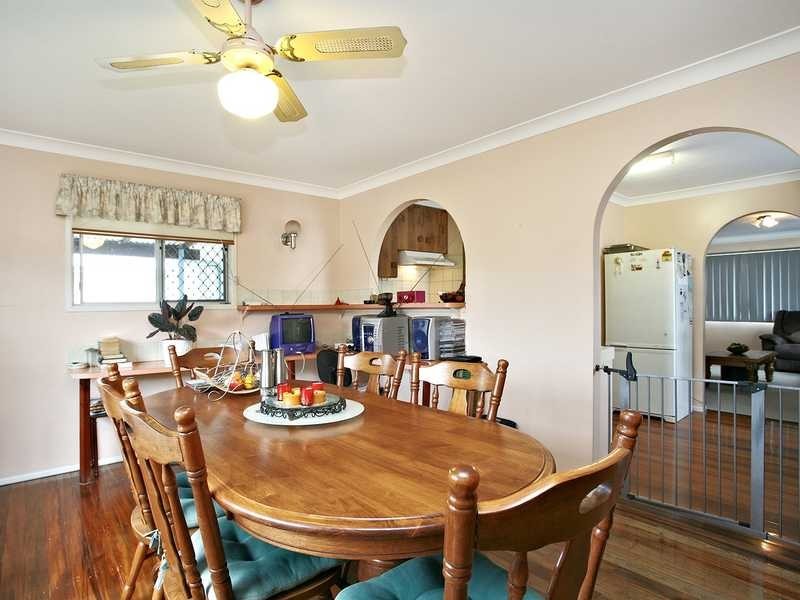 11 Oxley Street, Deception Bay QLD 4508