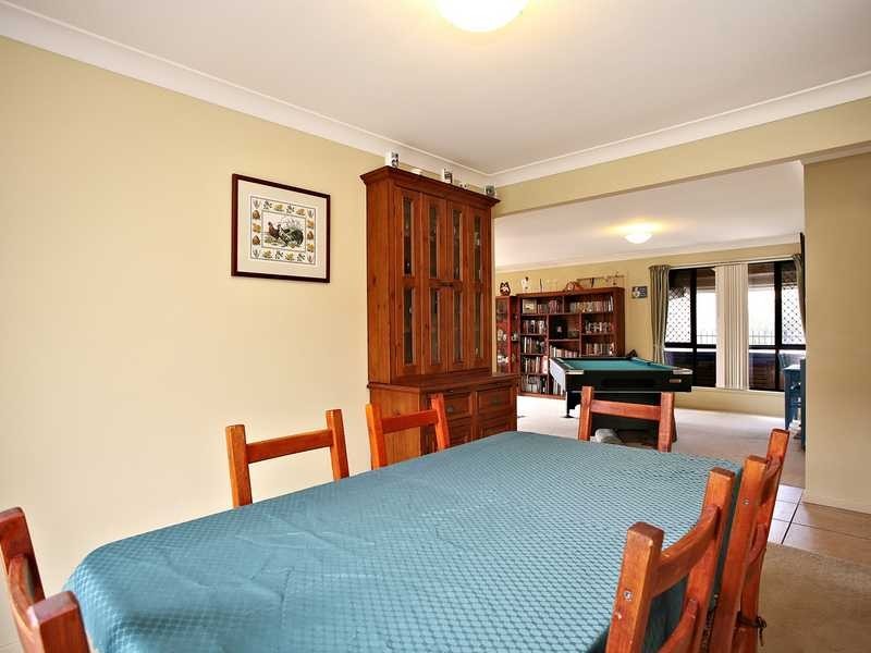 63 Whitehorse Rd, Kallangur QLD 4503