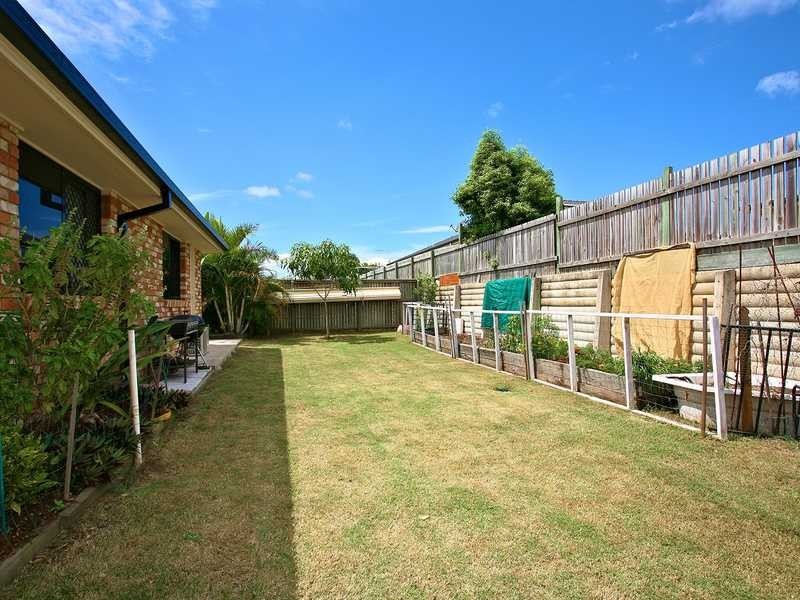 63 Whitehorse Rd, Kallangur QLD 4503