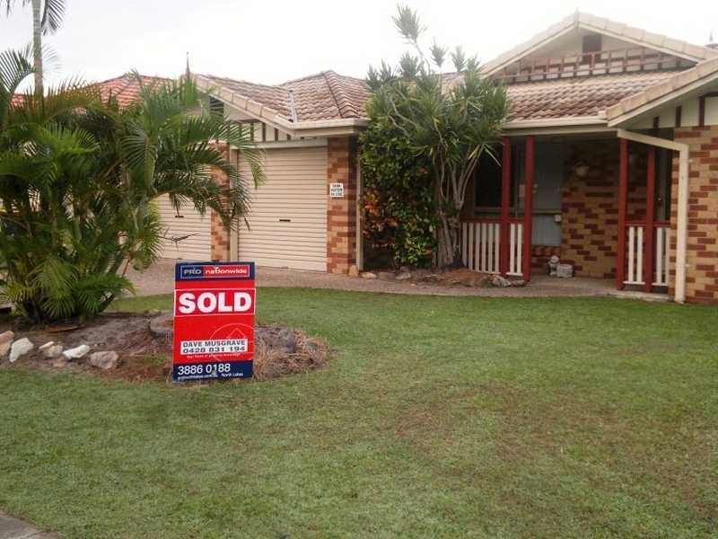 4 Garney Street, Redcliffe QLD 4020