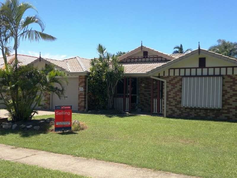 4 Garney Street, Redcliffe QLD 4020