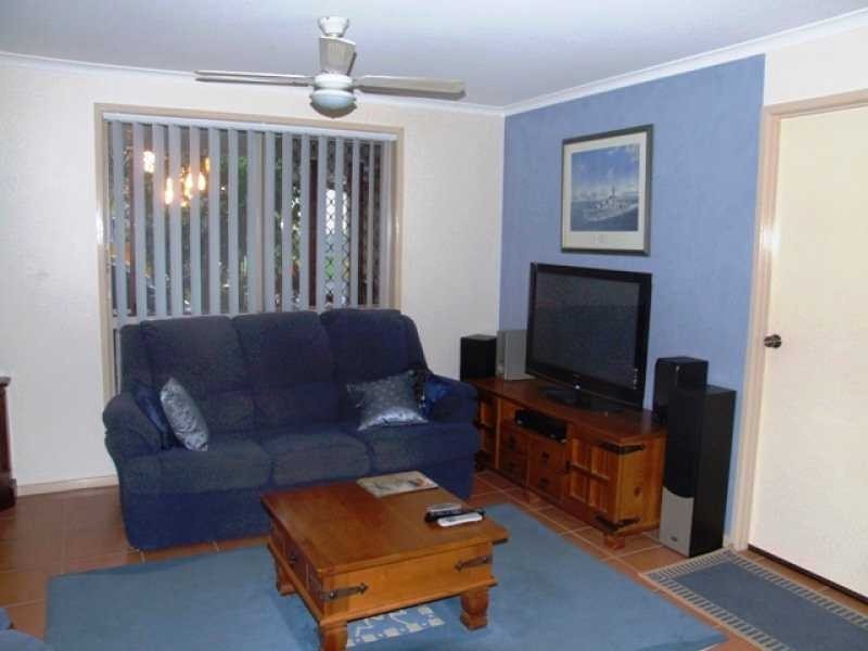 4 Garney Street, Redcliffe QLD 4020