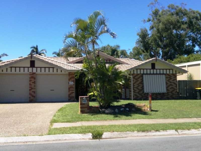 4 Garney Street, Redcliffe QLD 4020