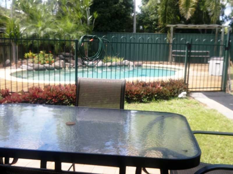 4 Garney Street, Redcliffe QLD 4020