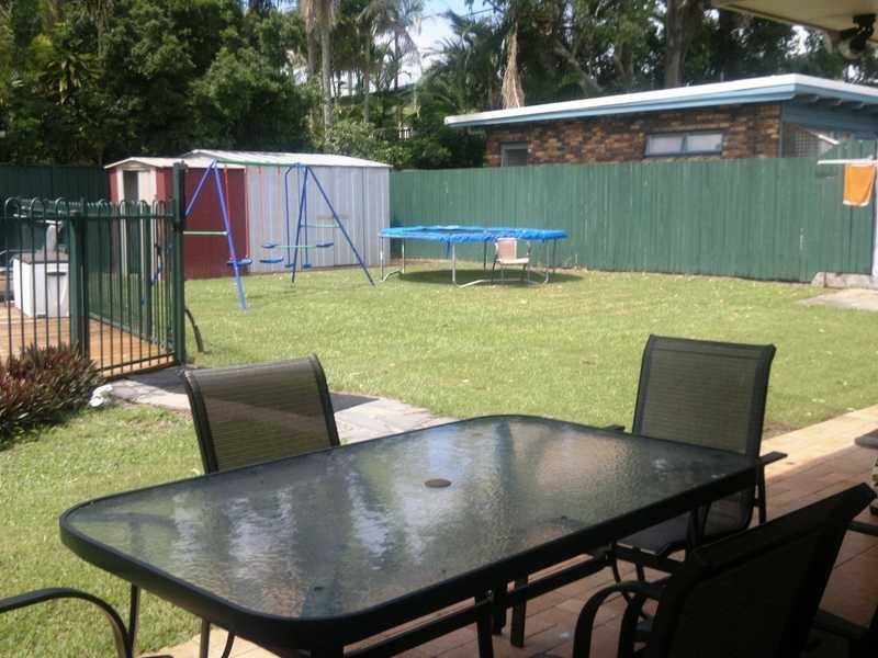 4 Garney Street, Redcliffe QLD 4020