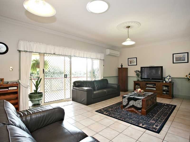 23 Castle Hill Drive, Murrumba Downs QLD 4503