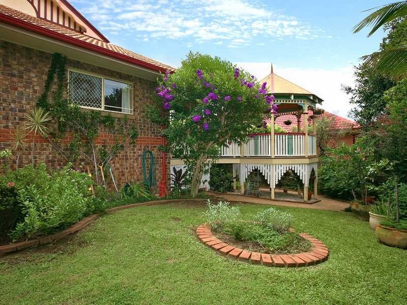 23 Castle Hill Drive, Murrumba Downs QLD 4503
