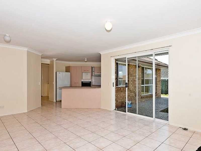 34 Kurrajong Drive, Warner QLD 4500