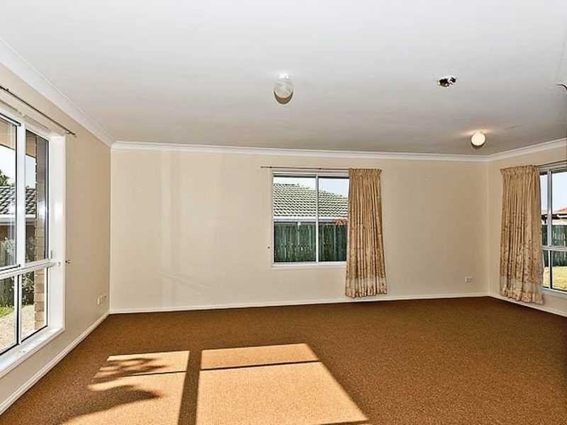 34 Kurrajong Drive, Warner QLD 4500