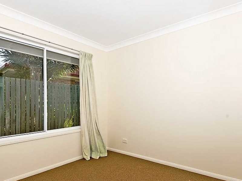 34 Kurrajong Drive, Warner QLD 4500