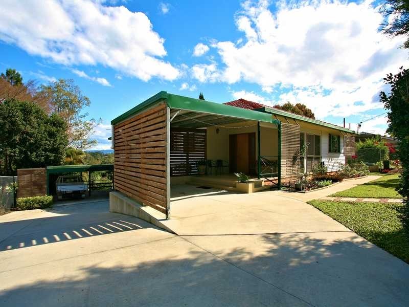 5 NARANGBA RD, Kallangur QLD 4503