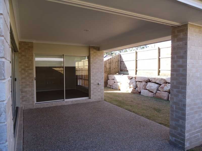 24 MANUKA RD, Narangba QLD 4504