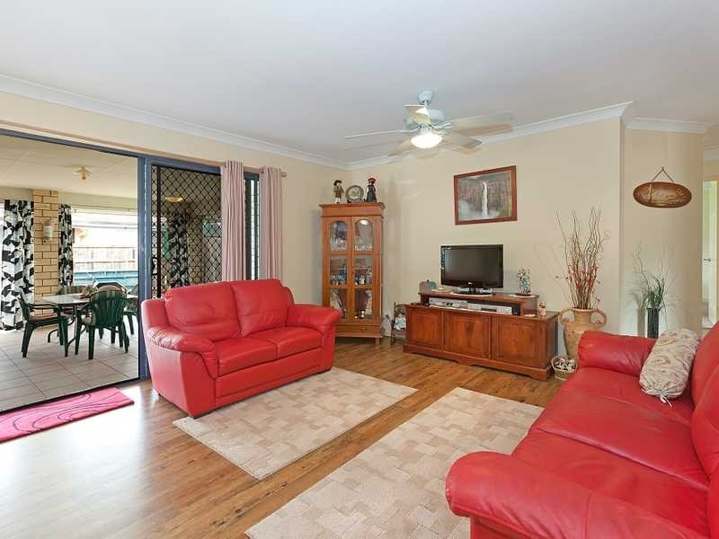 11 Rainbird Circuit, Kallangur QLD 4503