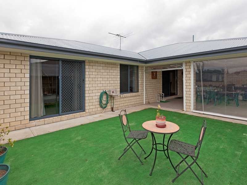 11 Rainbird Circuit, Kallangur QLD 4503