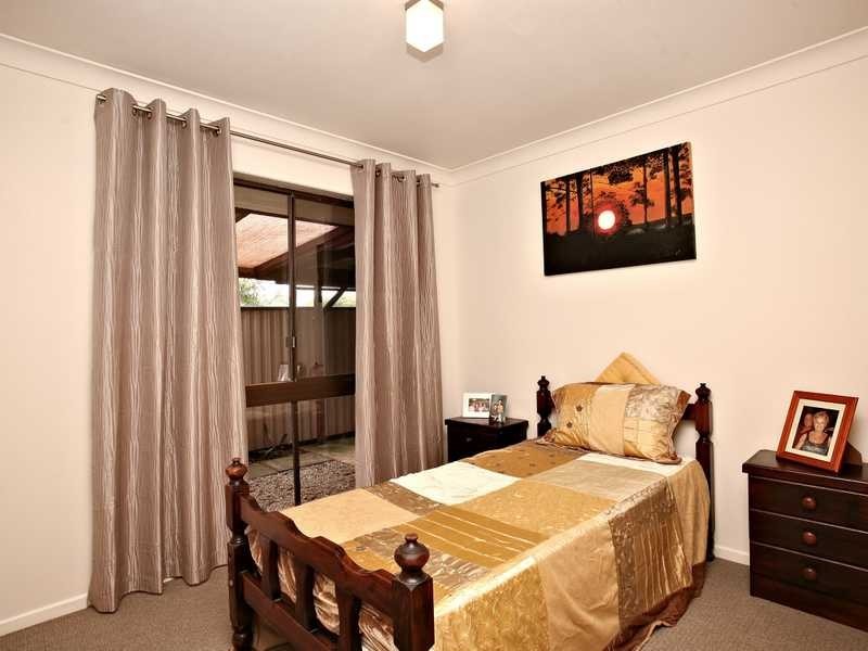 34 The Crescent, Kallangur QLD 4503