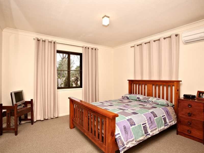 34 The Crescent, Kallangur QLD 4503