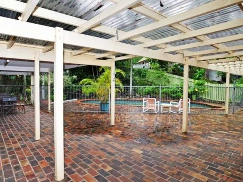 52 Whiteside Road, Whiteside QLD 4503