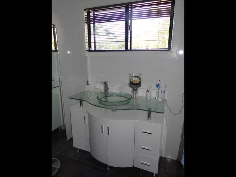 11 ROSEBROOK ST, Kallangur QLD 4503