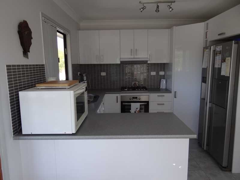 11 ROSEBROOK ST, Kallangur QLD 4503