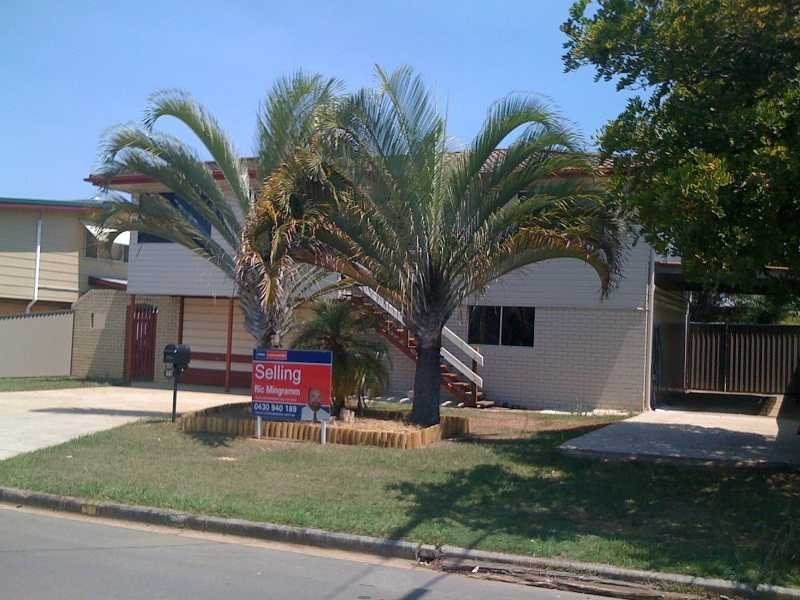 11 ROSEBROOK ST, Kallangur QLD 4503