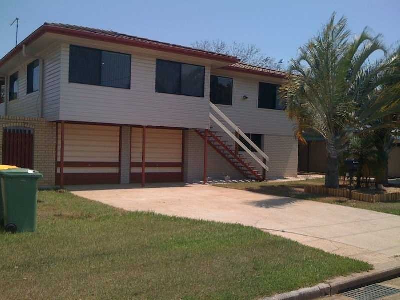 11 ROSEBROOK ST, Kallangur QLD 4503