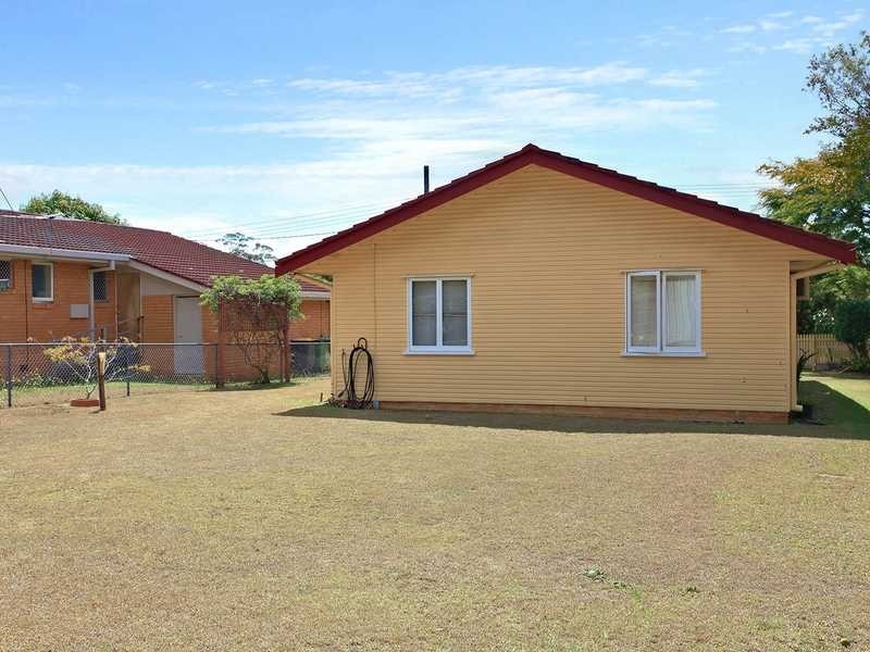 107 Thomas Street, Clontarf QLD 4019