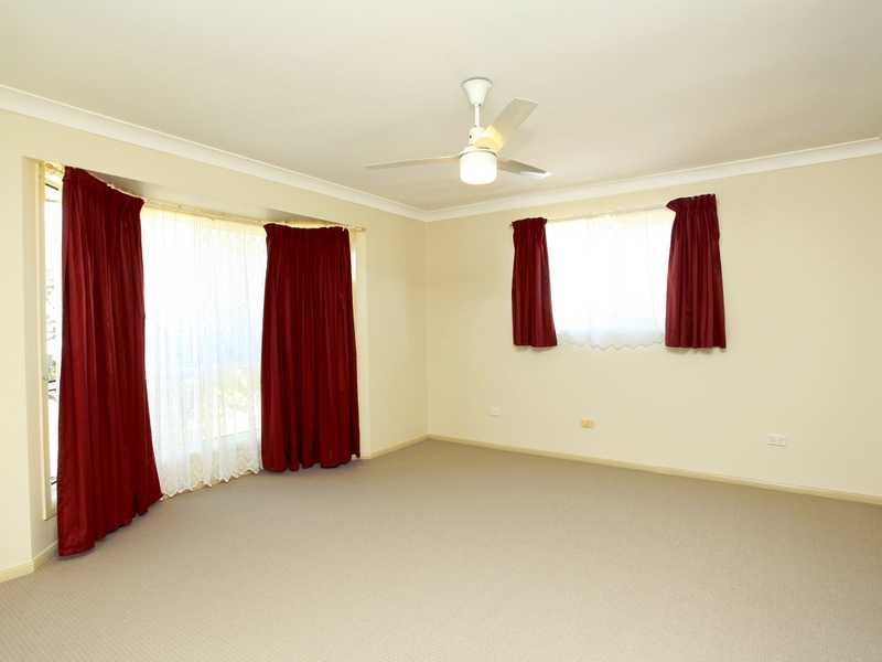 18 Fitzroy Crescent, Murrumba Downs QLD 4503
