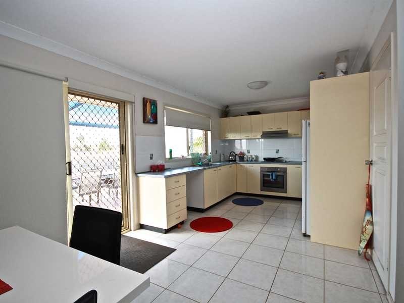 10 Glenveagh Place, Kallangur QLD 4503