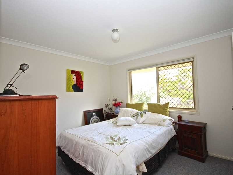 10 Glenveagh Place, Kallangur QLD 4503
