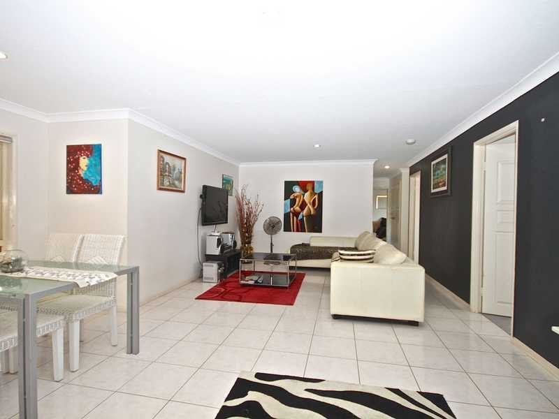 10 Glenveagh Place, Kallangur QLD 4503