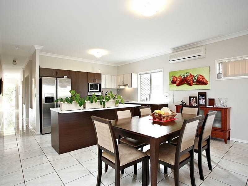 17 Silkpod Court, North Lakes QLD 4509