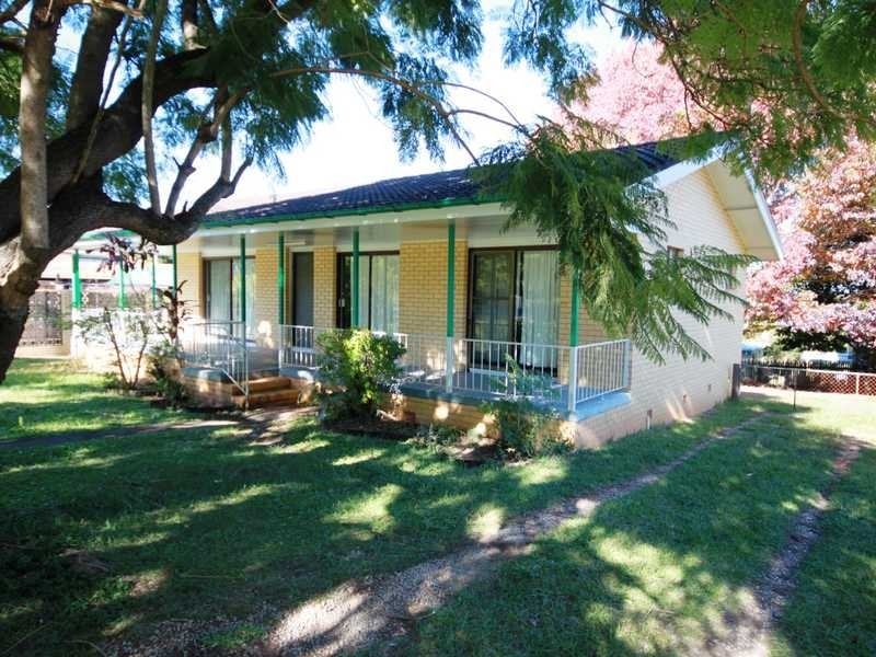 9 Narangba Rd, Kallangur QLD 4503