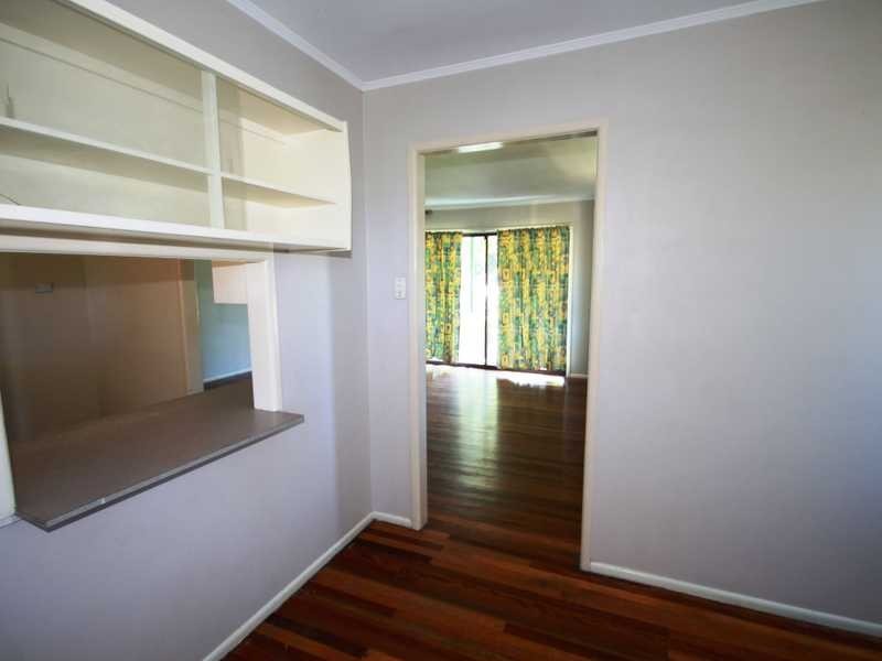 9 Narangba Rd, Kallangur QLD 4503