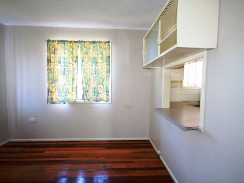 9 Narangba Rd, Kallangur QLD 4503