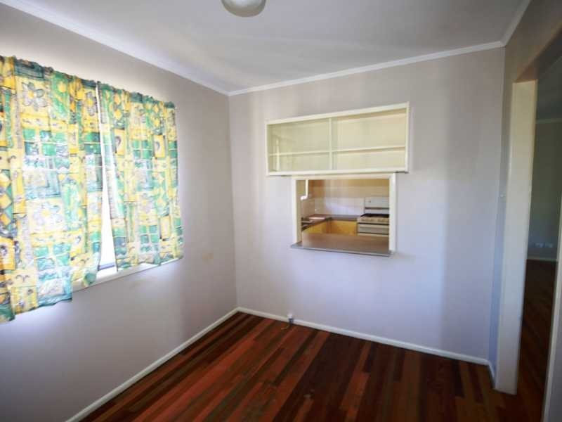 9 Narangba Rd, Kallangur QLD 4503