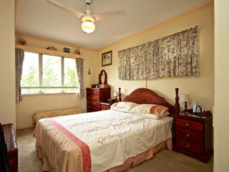 34 Goodfellows Rd, Kallangur QLD 4503