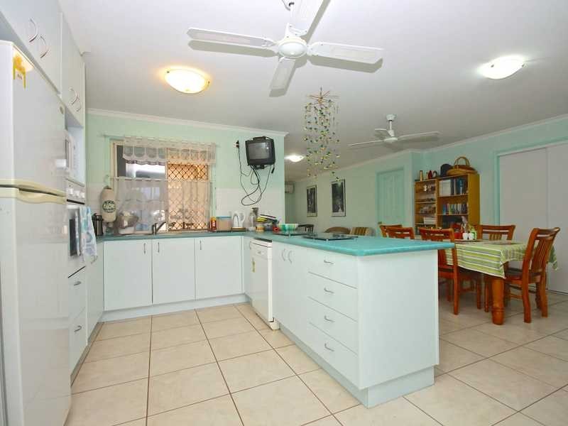 42 Baybreeze Crescent, Murrumba Downs QLD 4503