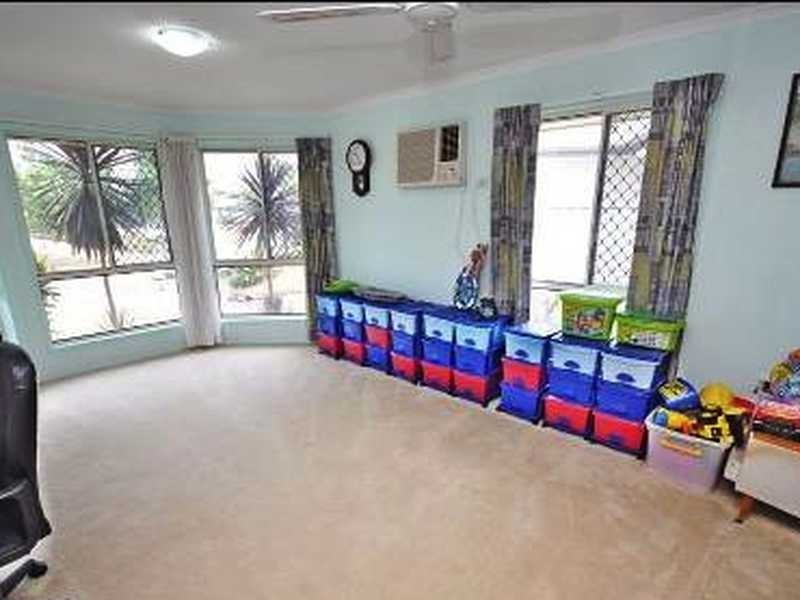 42 Baybreeze Crescent, Murrumba Downs QLD 4503