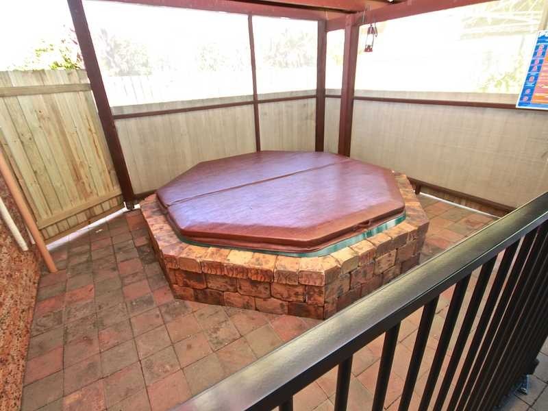 5 Applemint Court, Kallangur QLD 4503