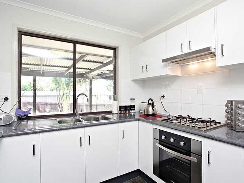 13 Willmott Court, Kallangur QLD 4503