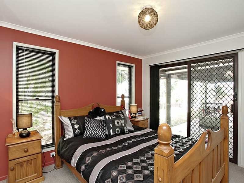 13 Willmott Court, Kallangur QLD 4503